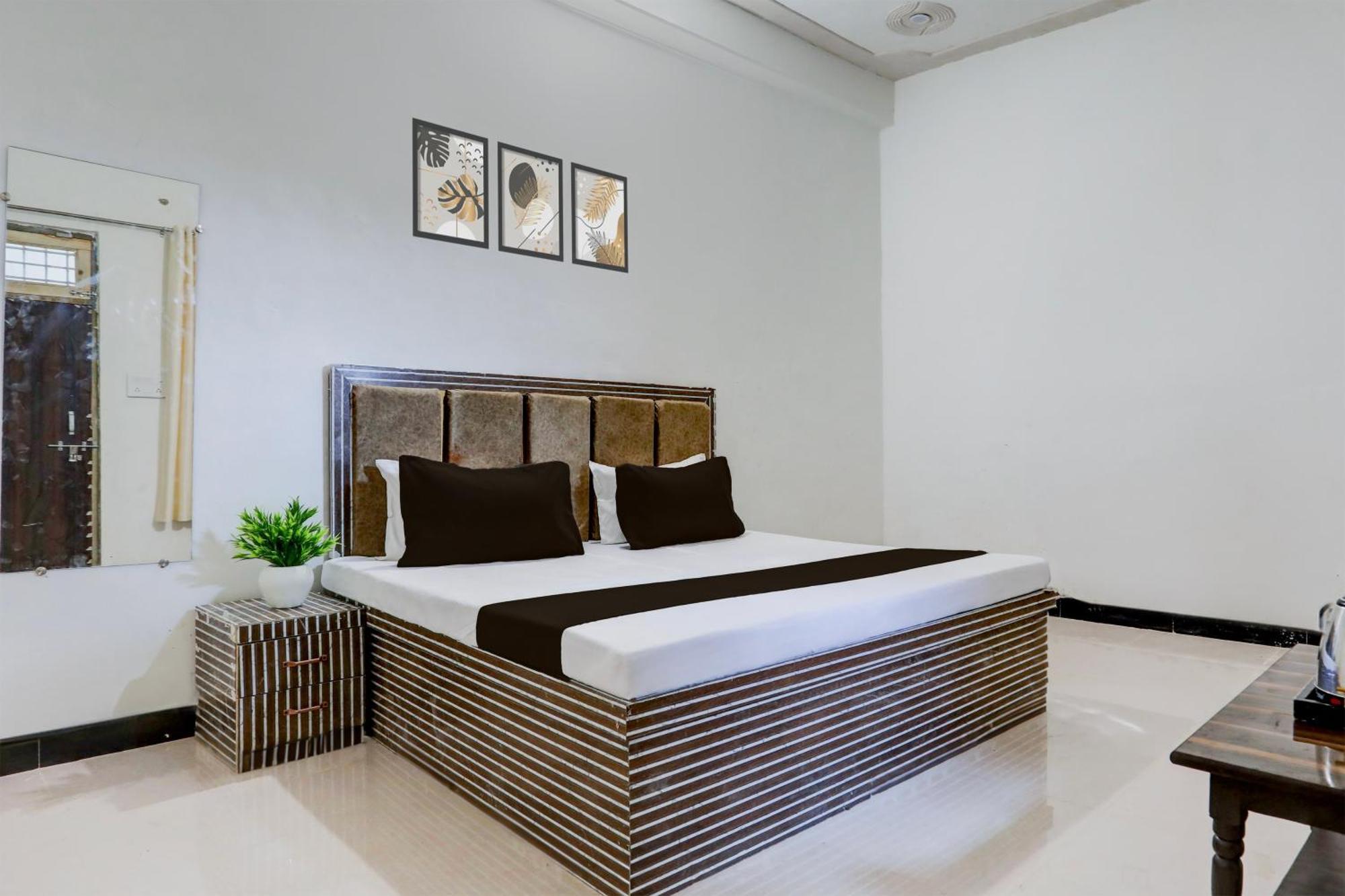 Hotel O Kanha Galaxy Brothers Group Канпур Екстериор снимка