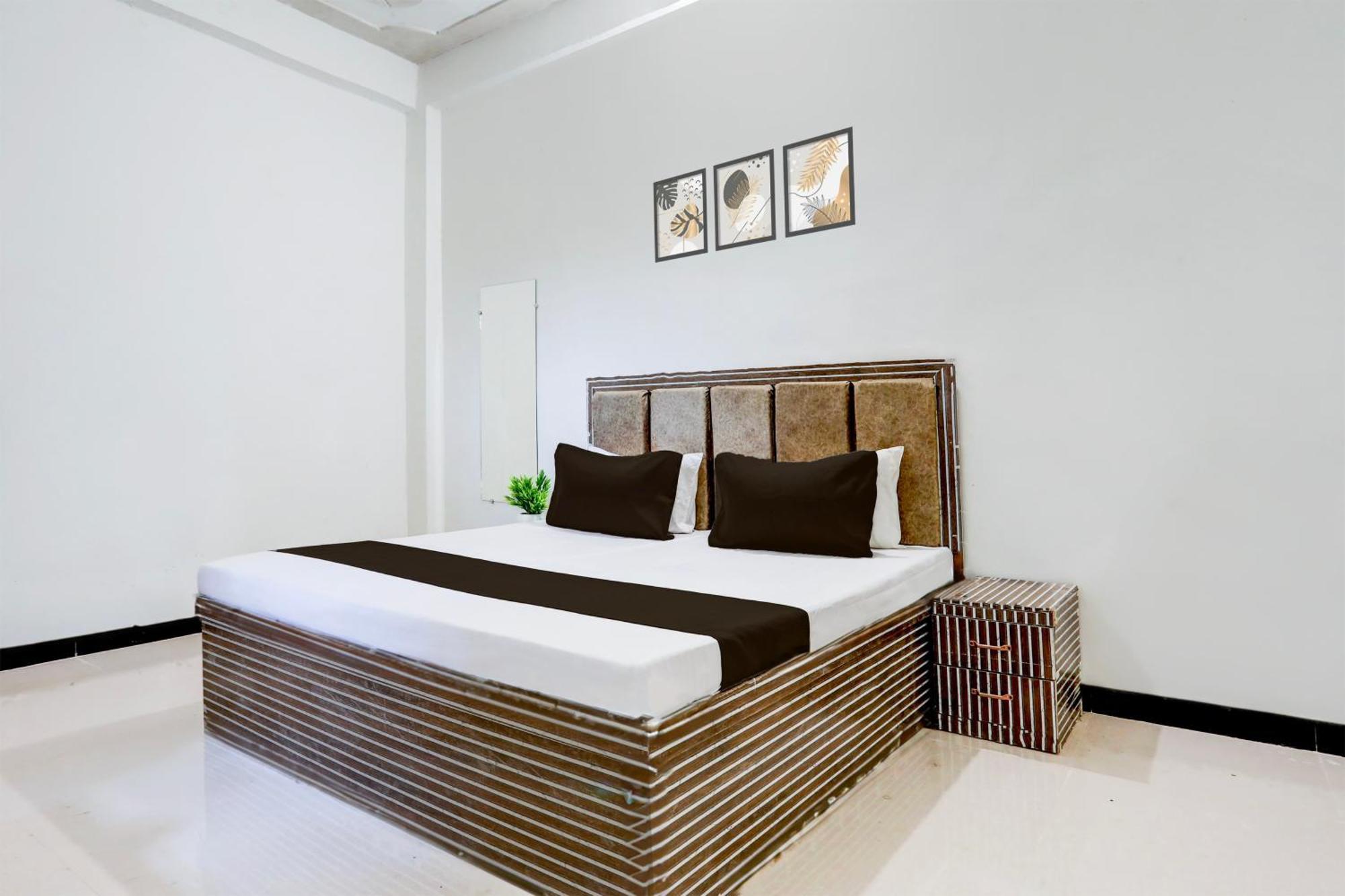 Hotel O Kanha Galaxy Brothers Group Канпур Екстериор снимка