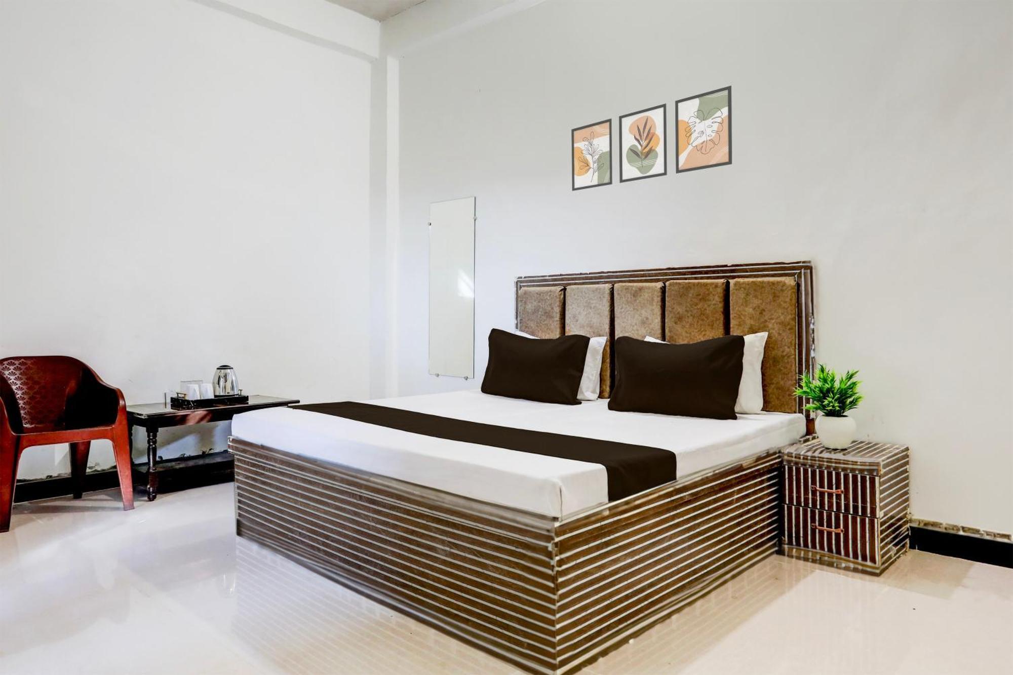 Hotel O Kanha Galaxy Brothers Group Канпур Екстериор снимка
